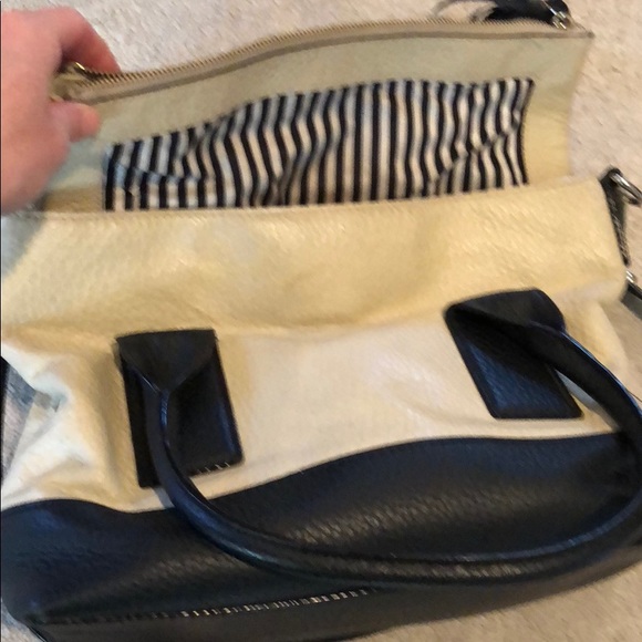 Kate Spade bag - Picture 2 of 5